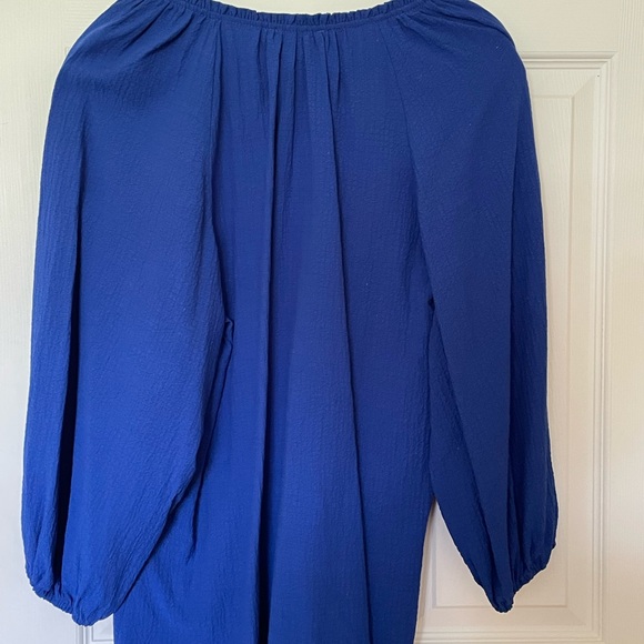 Calvin Klein medium blue flowy shirt - Picture 2 of 4